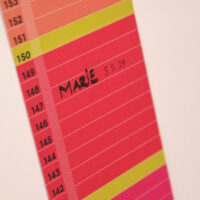 Rosa-pink Messlatte für Kinder Messleiste aus Pappe „Mannometer“ Kinderzimmerdekoration Farbvariante Rosa-Pink