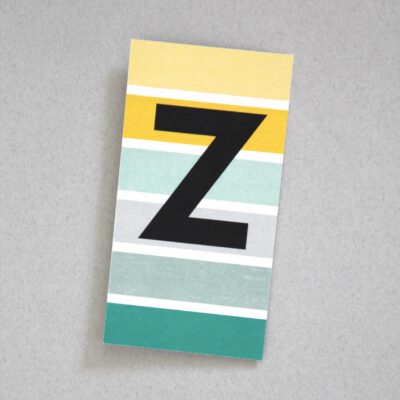bunt gestreifte Postkarte Buchstabe Z Alphabet